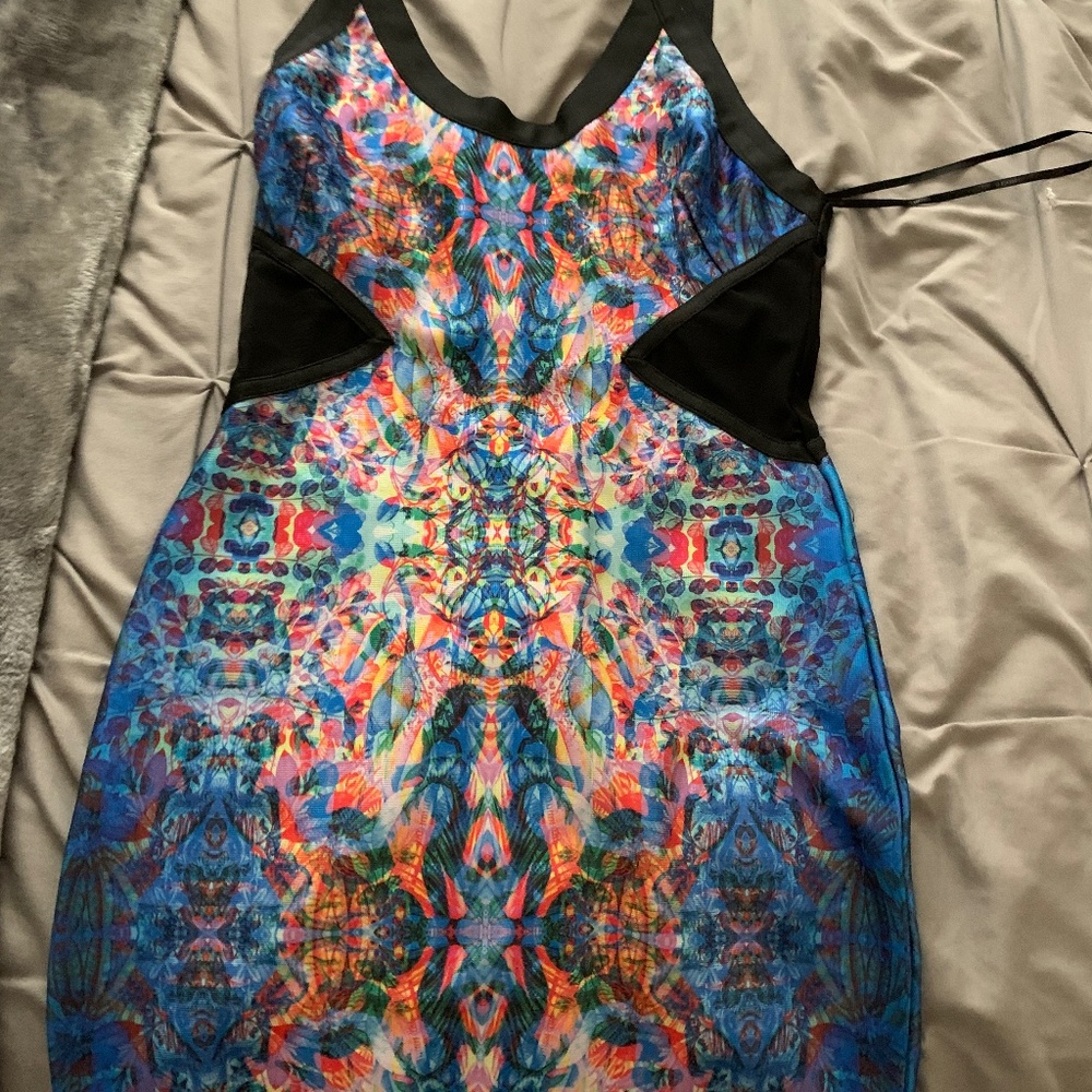 FOREVER 21 BODYCON DRESS (M)